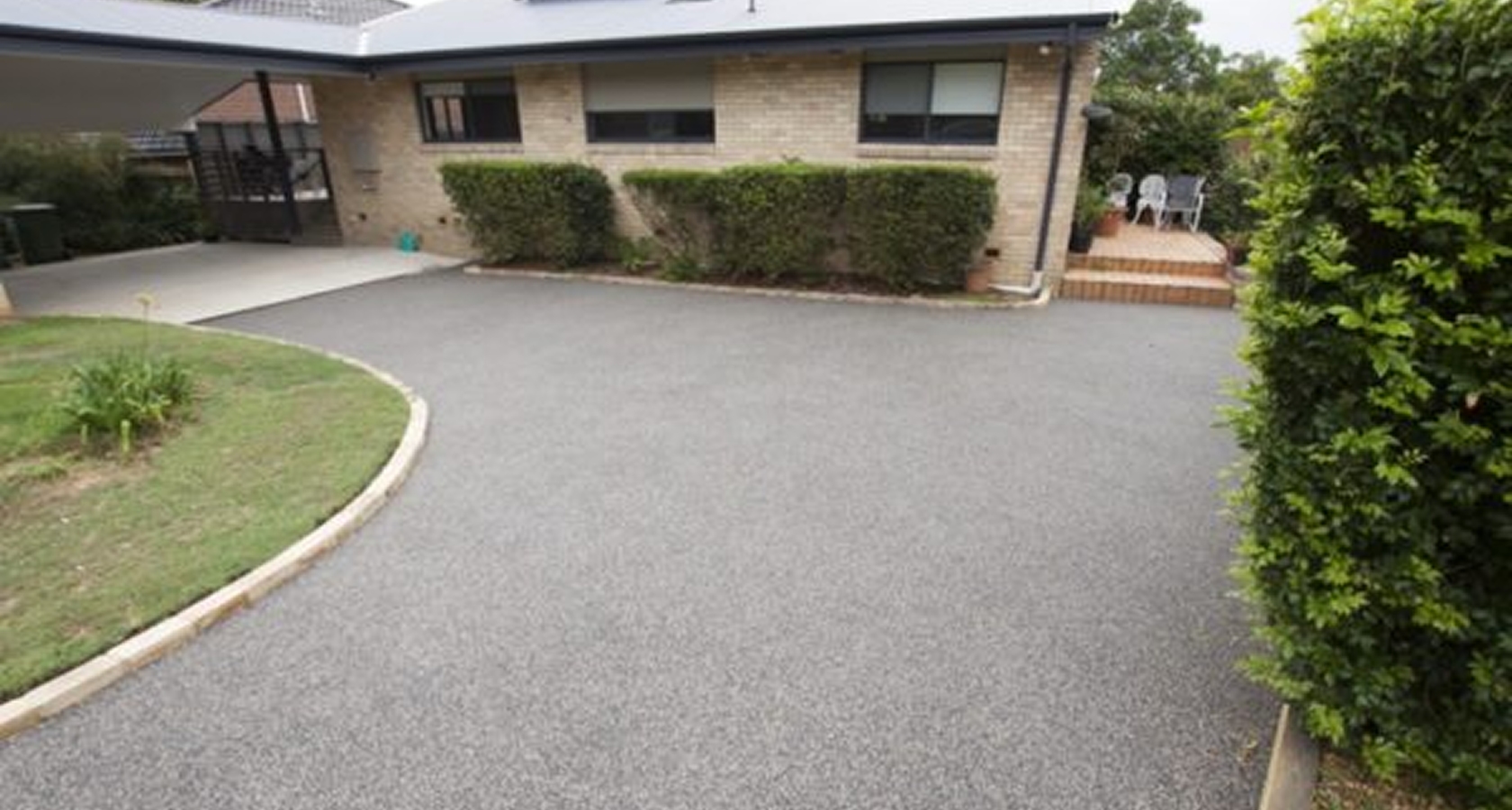 Incorporating StoneSet in Landscaping Projects c