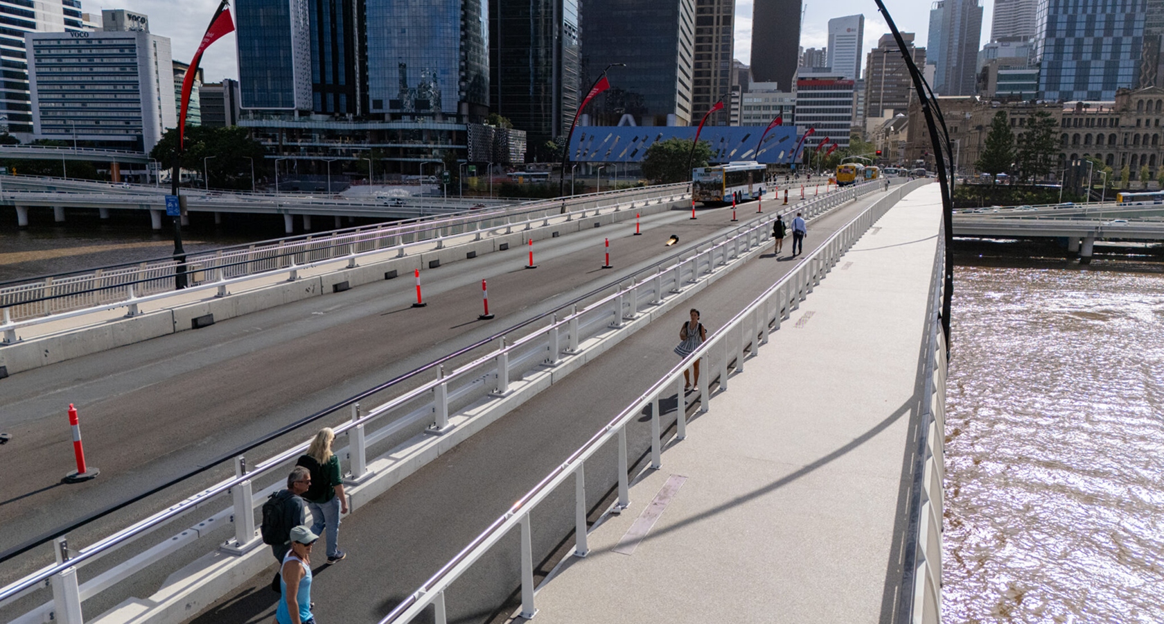 Performance & Environmental Analysis – Victoria Bridge, Brisbane 1