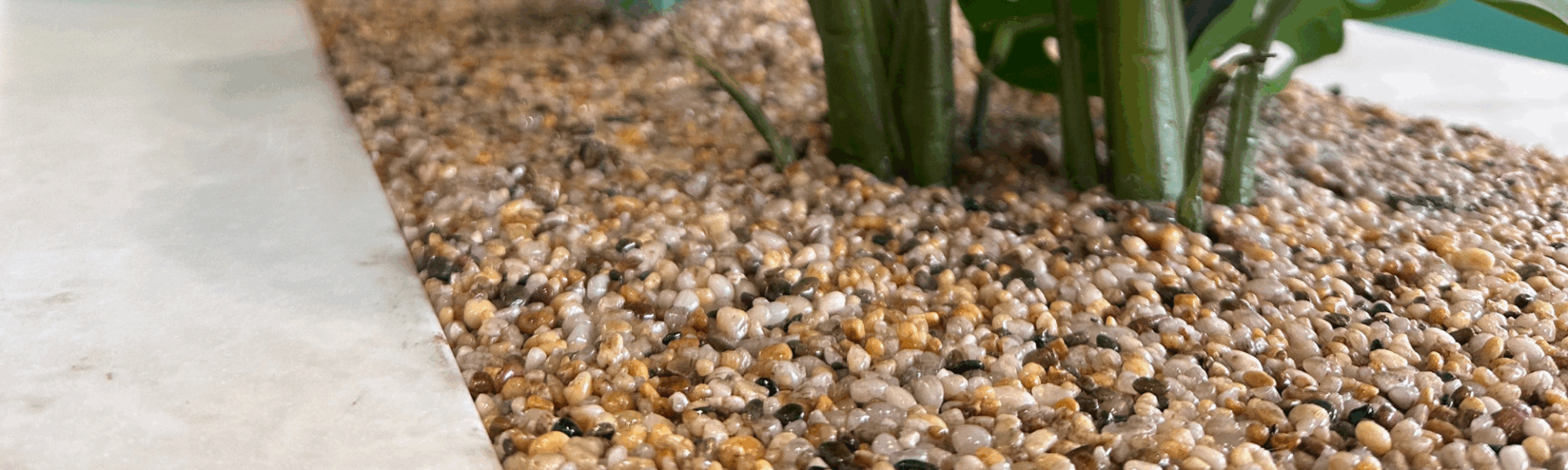 Pour On Gravel Binder Light