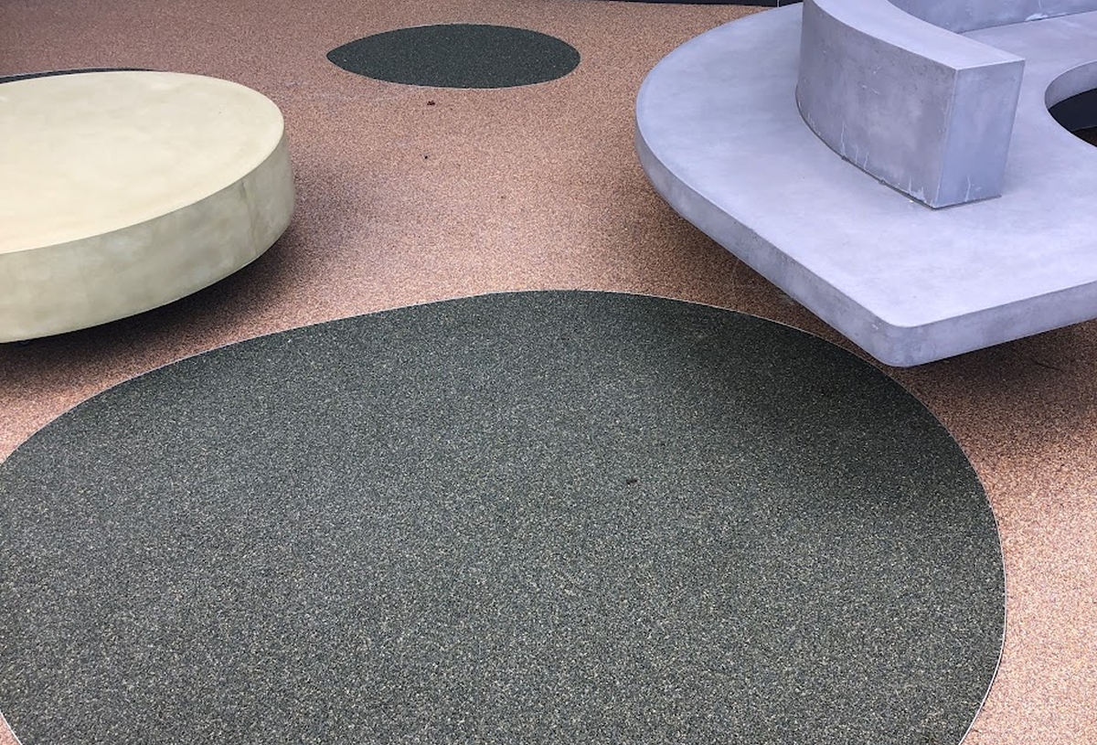 Footpath and Public Space compressed (18)