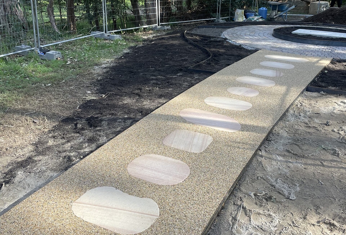 Footpath and Public Space compressed (31)