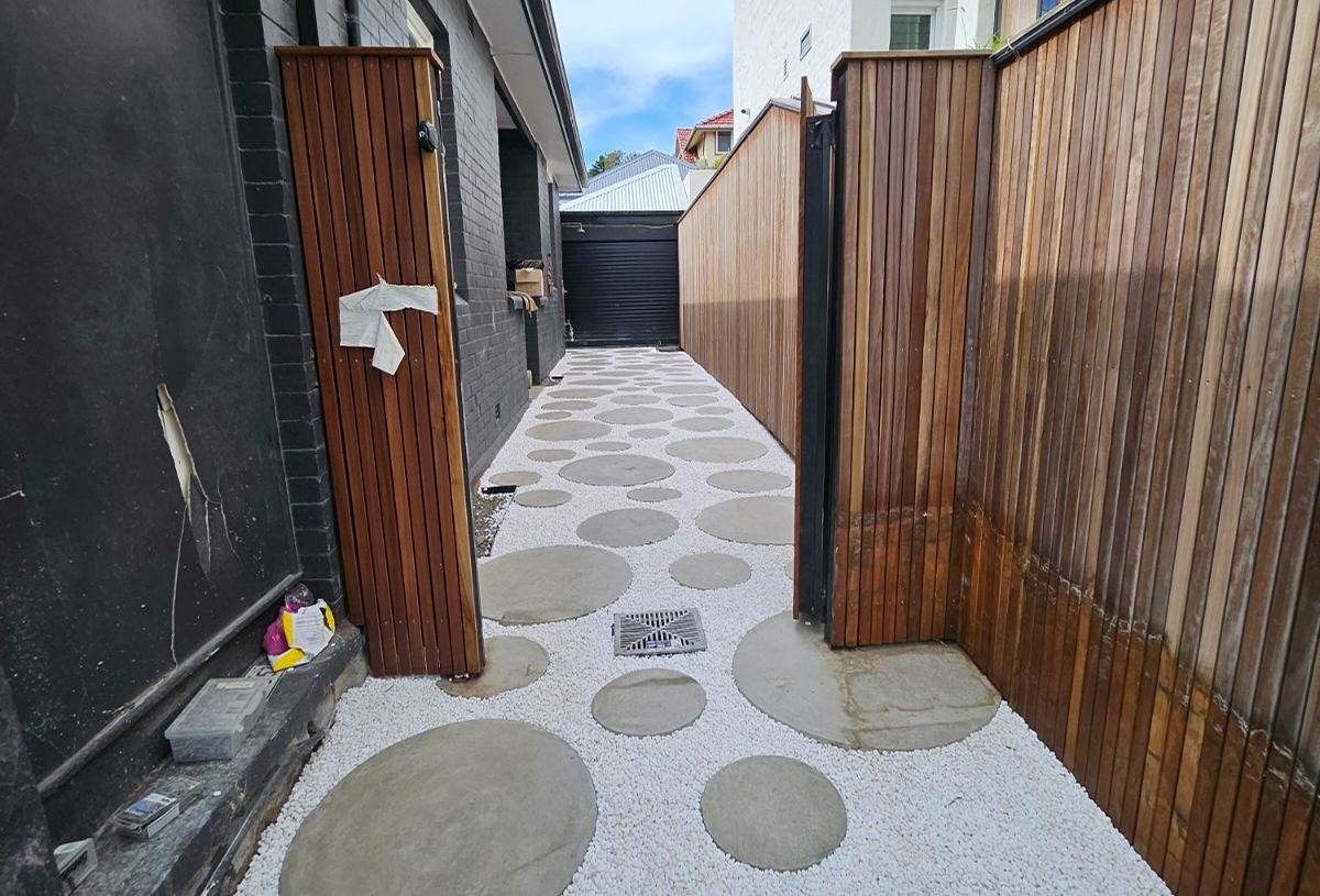 PourOn Gravel Binder compressed (3)