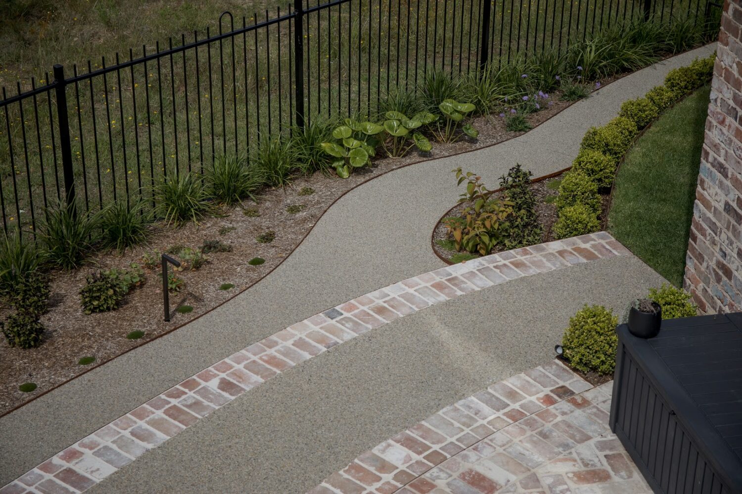 Breanna Landscapes Pearl Pathway