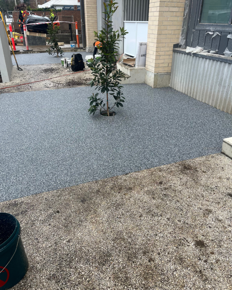 StoneSet permeable paving surface, garden beds not yet planted