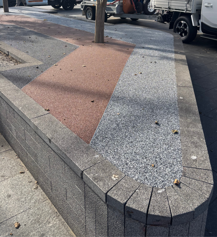 Three-colour StoneSet finish