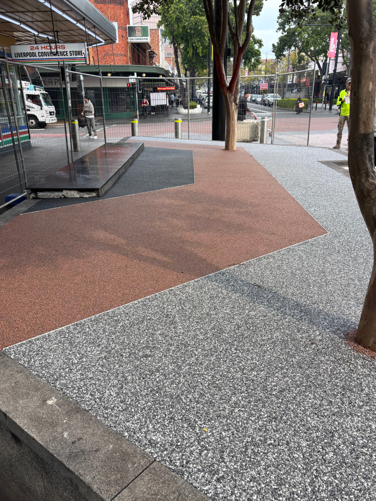 Three-colour StoneSet finish